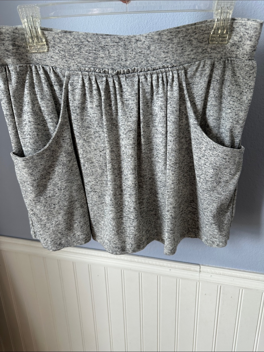 Express Heathered Gray Mini Skirt with Front Pockets